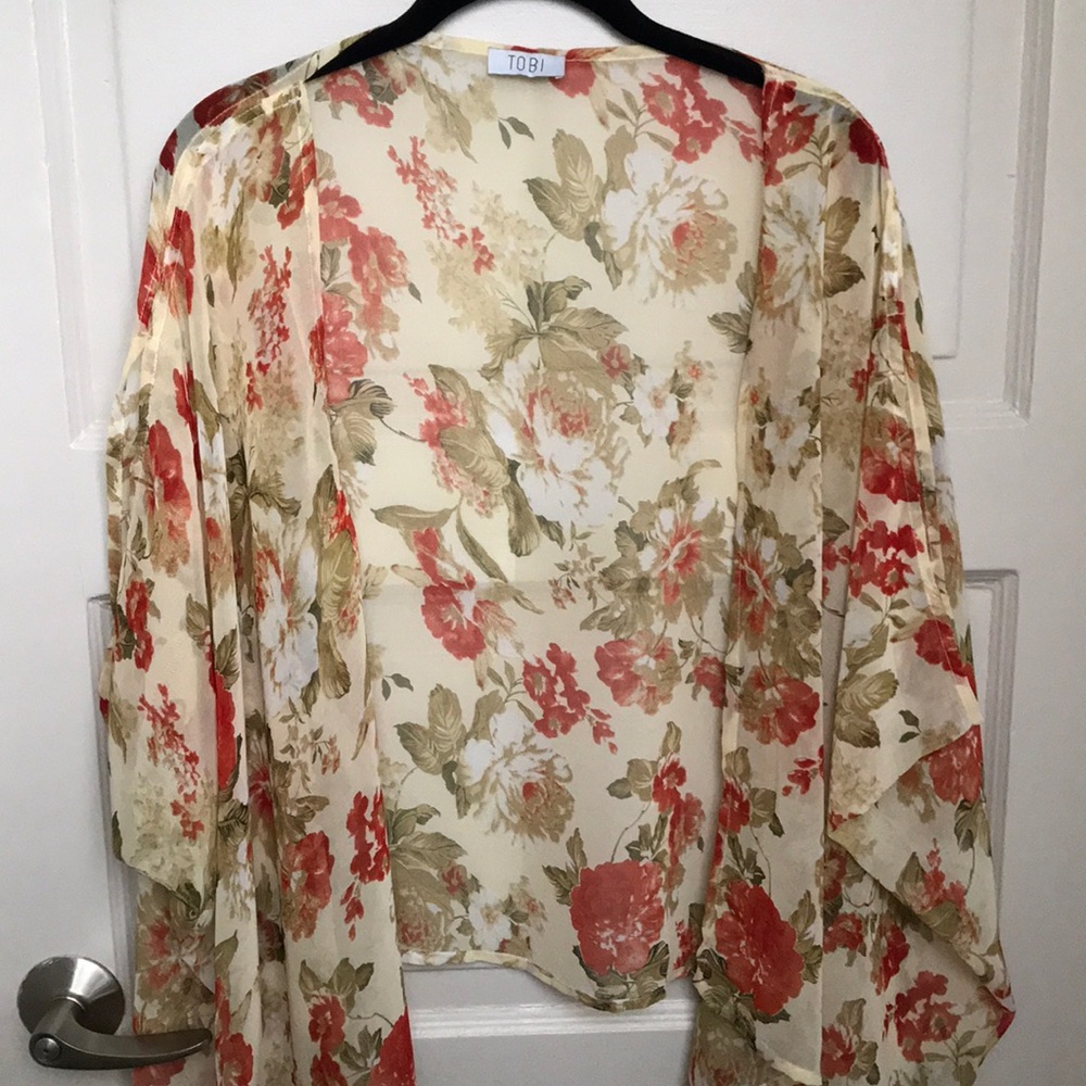 Tobi Kimono